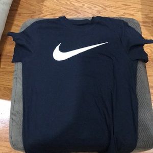 Nike t shirt
